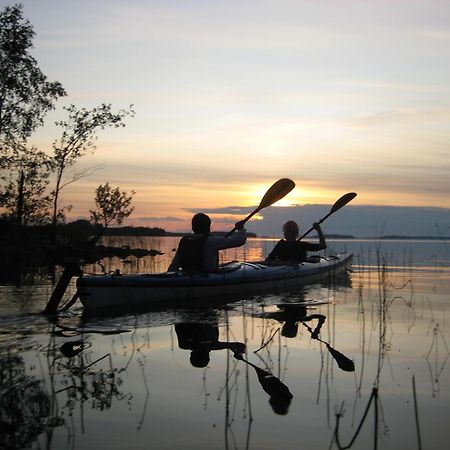 Resort Naaranlahti Cottages Bagian luar foto
