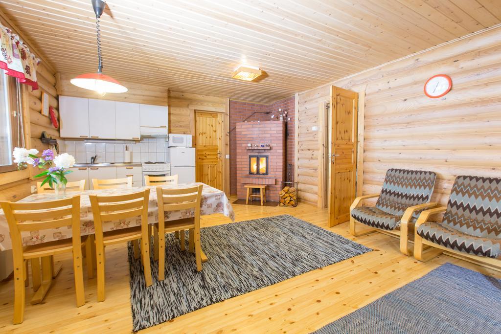 Resort Naaranlahti Cottages Ruang foto