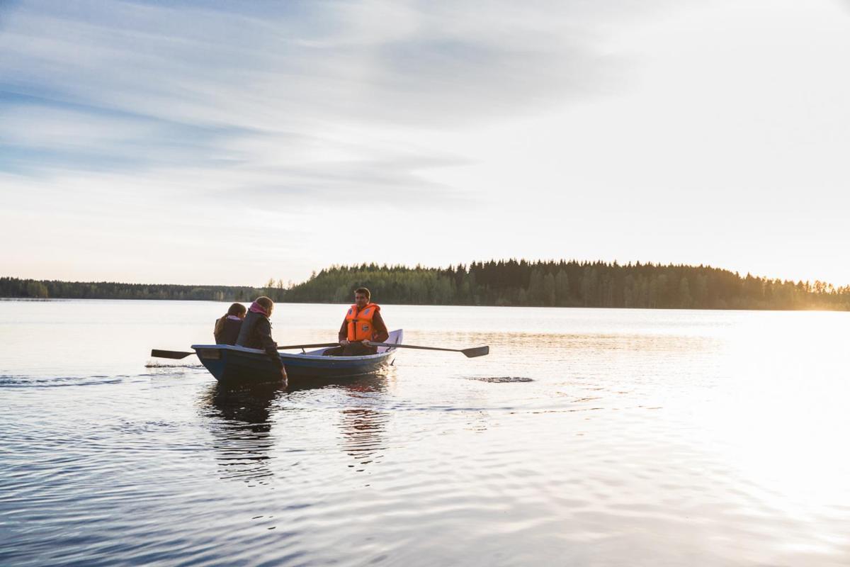 Resort Naaranlahti Cottages Bagian luar foto