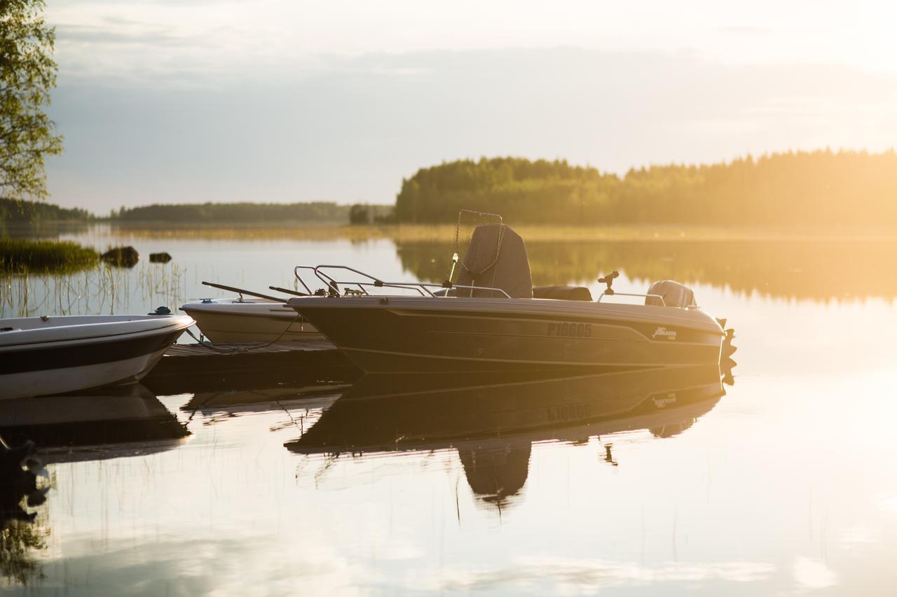 Resort Naaranlahti Cottages Bagian luar foto