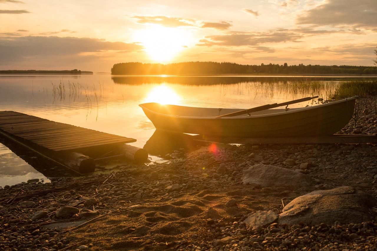 Resort Naaranlahti Cottages Bagian luar foto