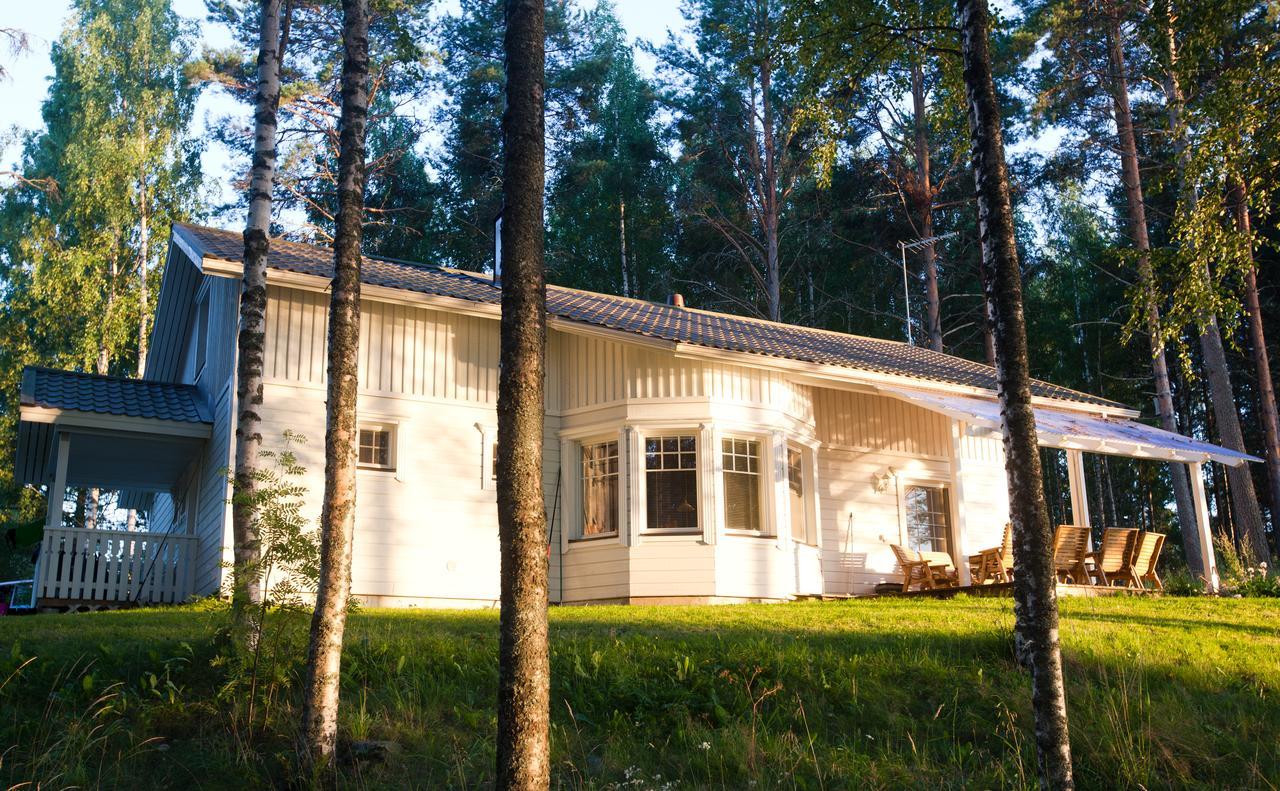 Resort Naaranlahti Cottages Bagian luar foto